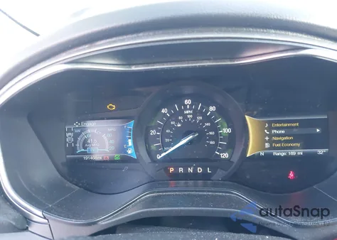 2019 Ford Fusion Hybrid Sel z USA, uszkodzony, nr VIN 3FA6P0MU5KR141397